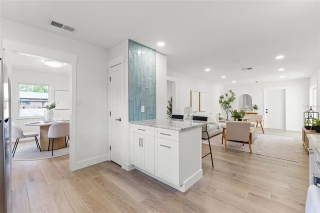 $425,000 | 2210 Tanglewood Way, Brandon, FL 33511