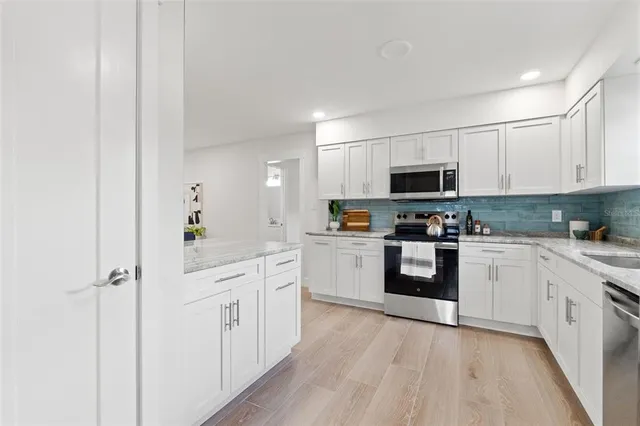 $425,000 | 2210 Tanglewood Way, Brandon, FL 33511