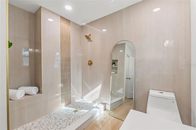 $425,000 | 2210 Tanglewood Way, Brandon, FL 33511