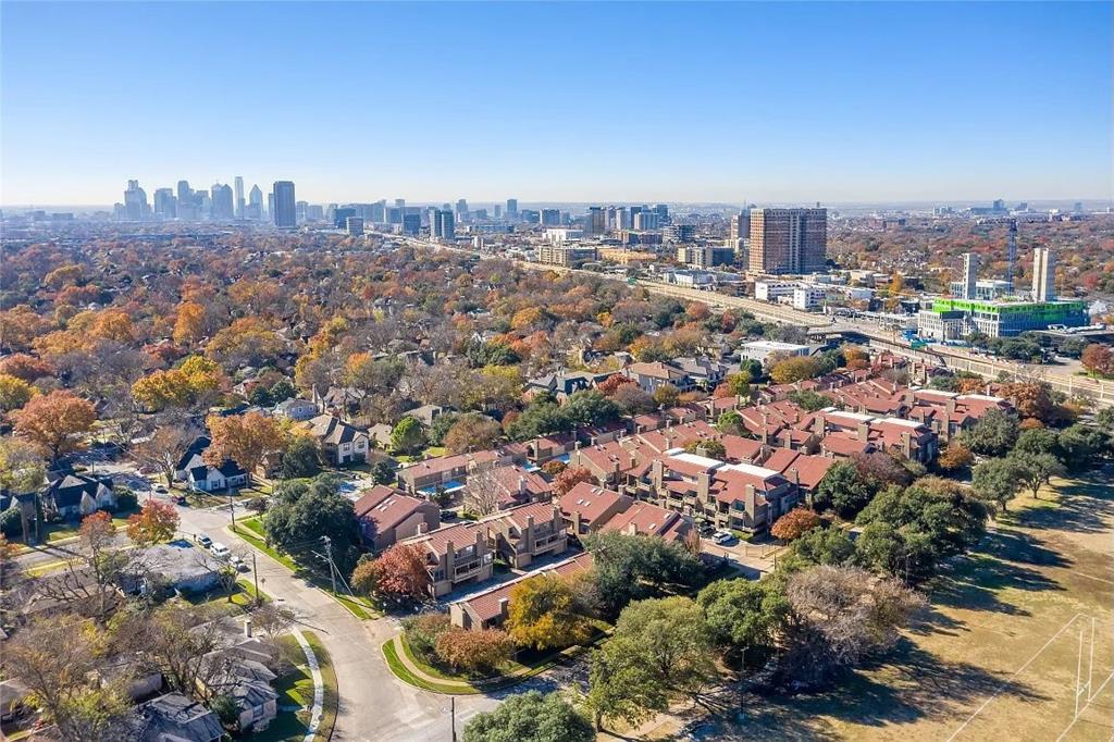 5200 Martel Avenue, Unit 6Q Dallas, TX 75206 - Photo 24 of 32 an aerial view of city