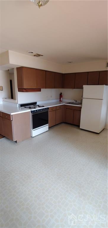 182 Evergreen Road, Unit 6B Edison, NJ 08837 - Photo 3 of 9 Gallery Image 3