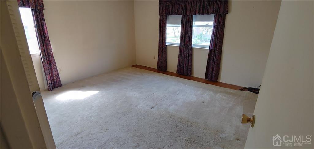 182 Evergreen Road, Unit 6B Edison, NJ 08837 - Photo 5 of 9 Gallery Image 5