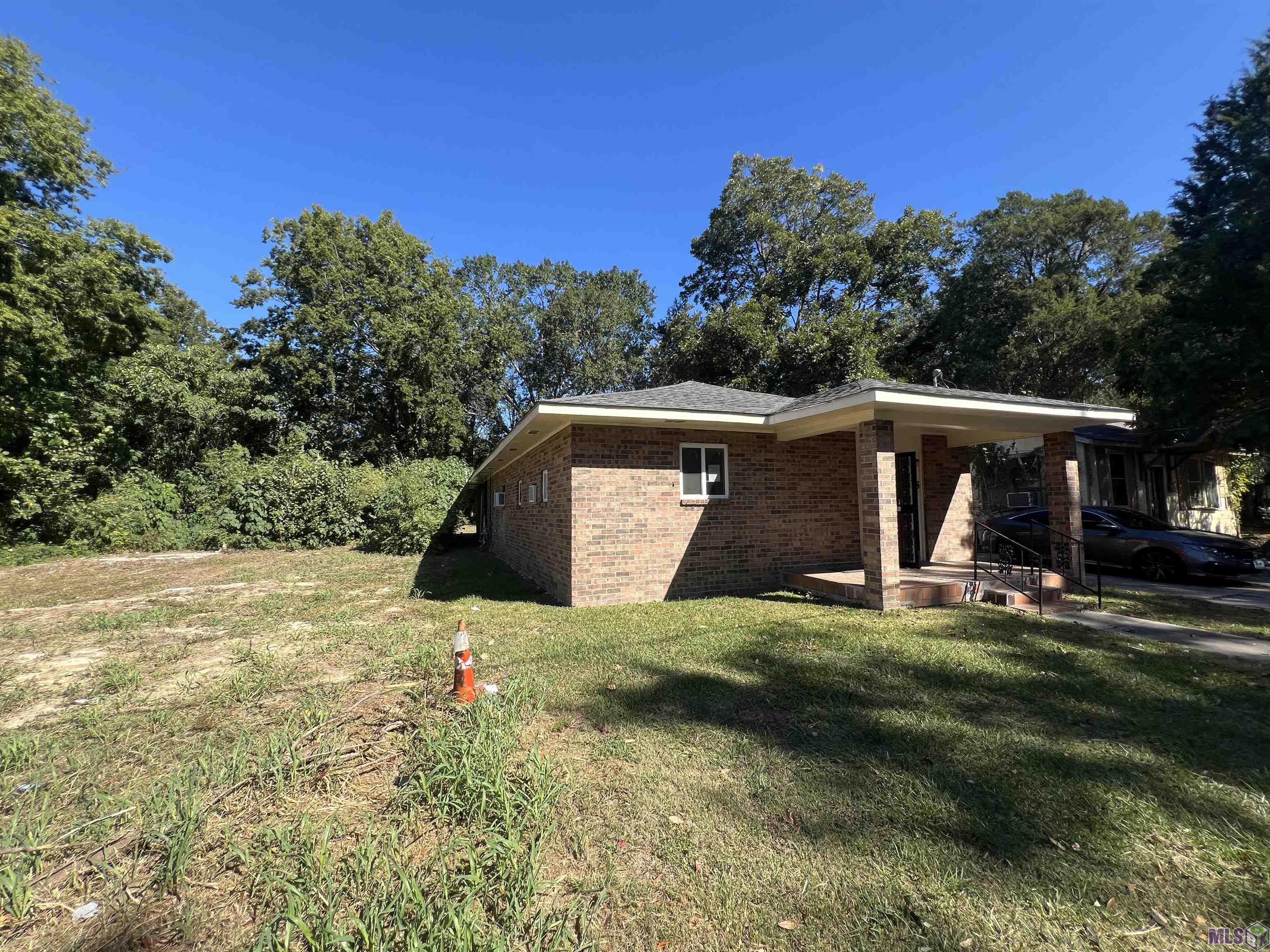 245 East Harding Street Baton Rouge, LA 70802 - Photo 2 of 26