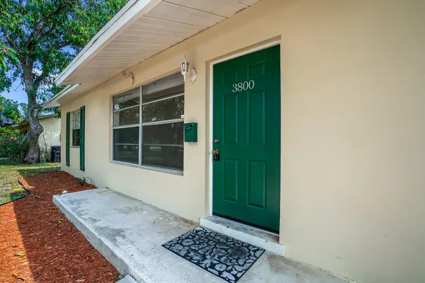 $3,750 | 3800 Calvin Avenue, West Palm Beach, FL 33407
