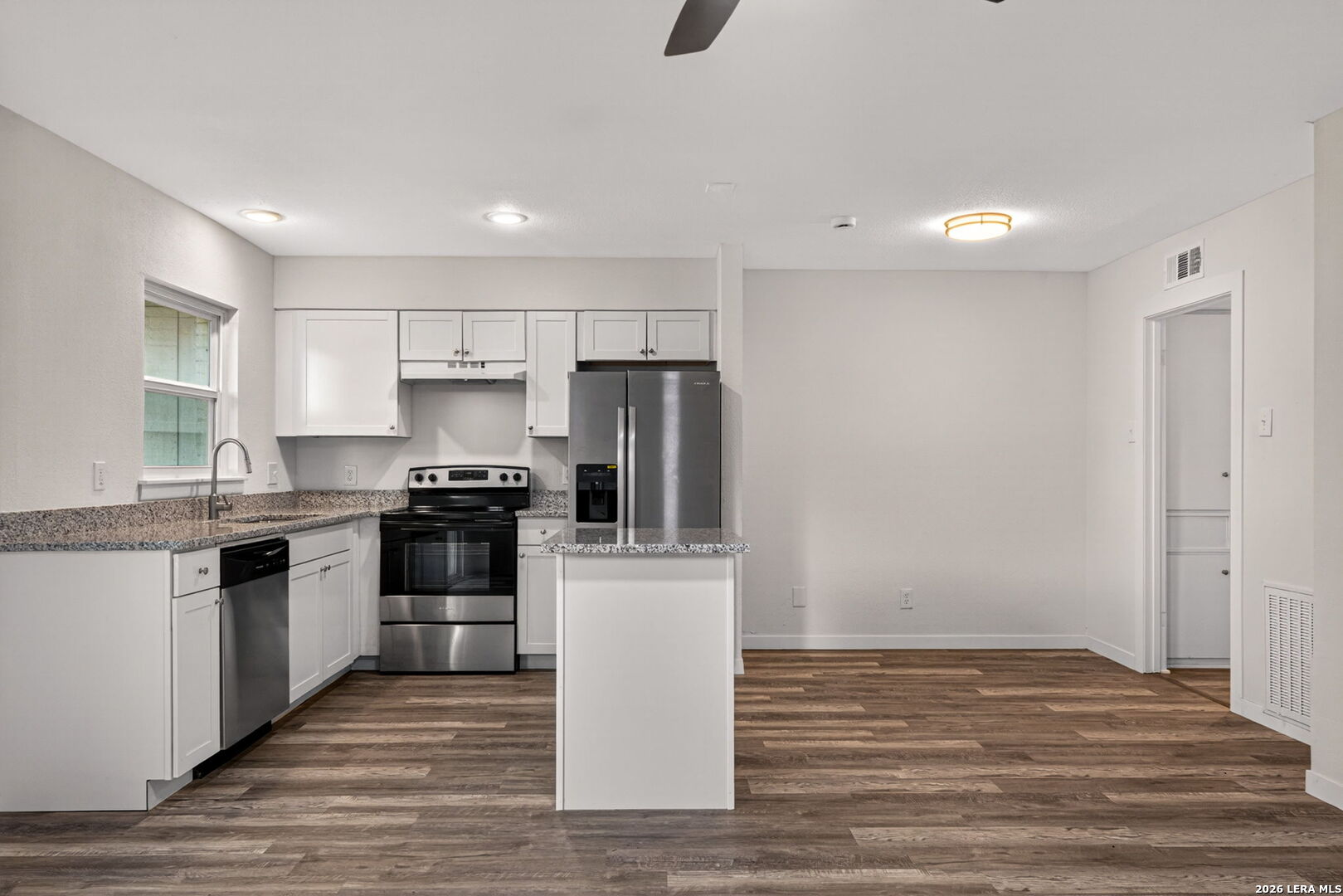 600 Gentleman Road, Unit 1 Balcones Heights, TX 78201 - Photo 10 of 17