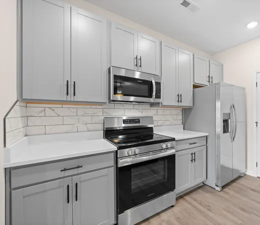 $1,585 | 15 Millswood Drive, Unit D211, Clarksville, TN 37042