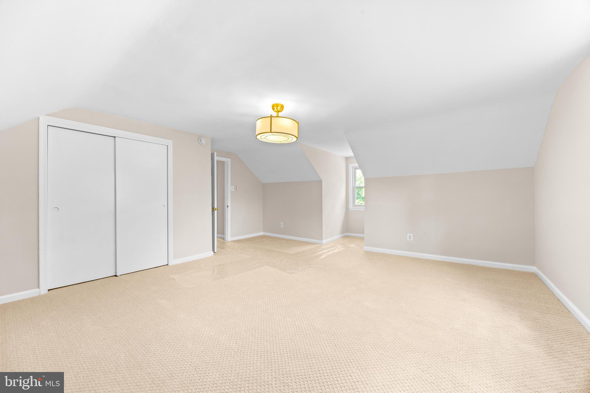 16401 Mt Calvert Road Upper Marlboro, MD 20772 - Photo 37 of 119 Farmhouse: #3 Bedroom Double Closet