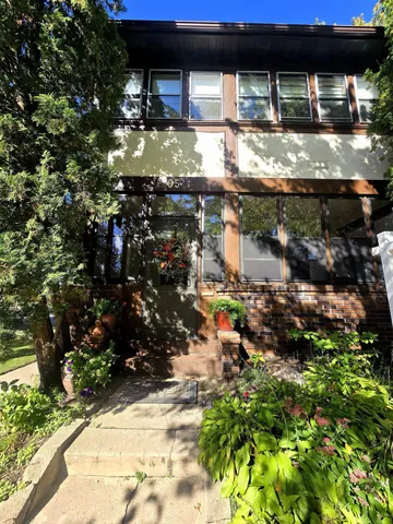 $585,000 | 95 West Colorado Street, St. Paul, MN 55107