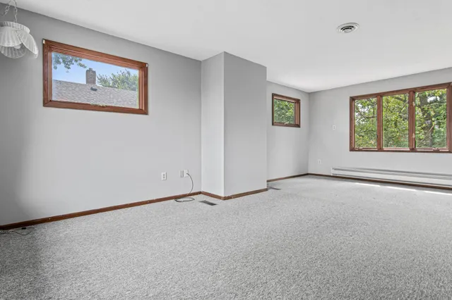 $585,000 | 95 West Colorado Street, St. Paul, MN 55107