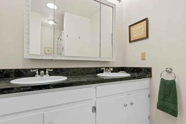 $585,000 | 95 West Colorado Street, St. Paul, MN 55107