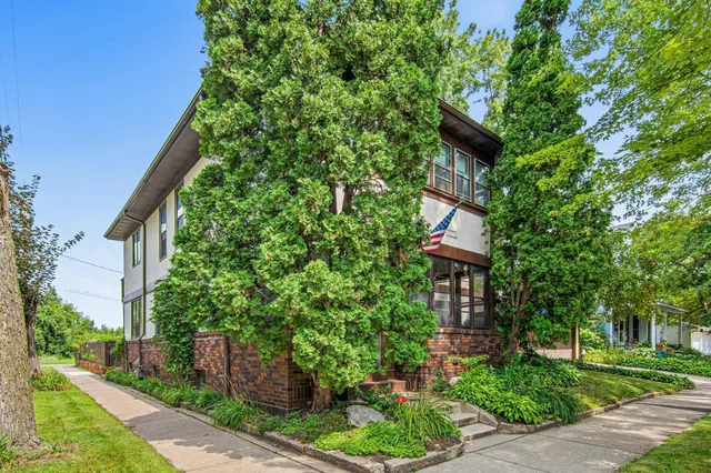 $585,000 | 95 West Colorado Street, St. Paul, MN 55107