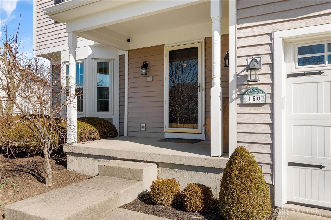 150 Reed Road Springboro, OH 45066 - Photo 4 of 44