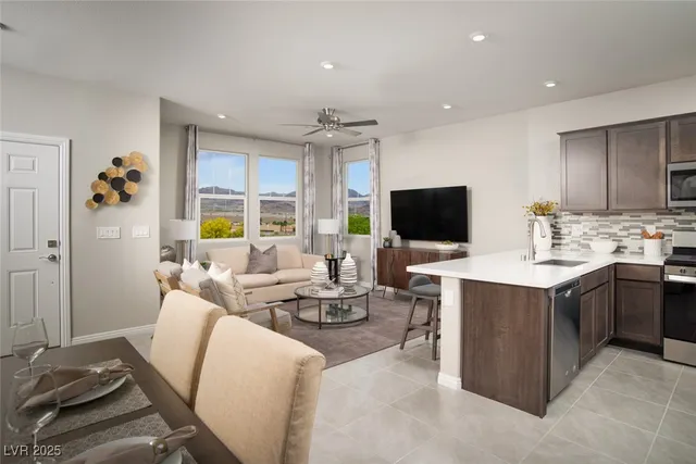 $349,990 | 606 Bellus Place, Henderson, NV 89015