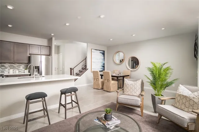 $349,990 | 606 Bellus Place, Henderson, NV 89015