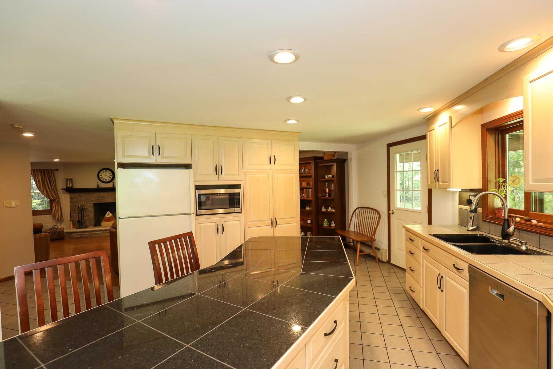 18 Hook Road Candia, NH 03034 - Photo 12 of 38