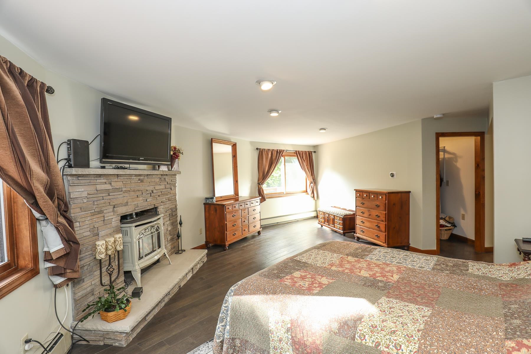 18 Hook Road Candia, NH 03034 - Photo 19 of 38