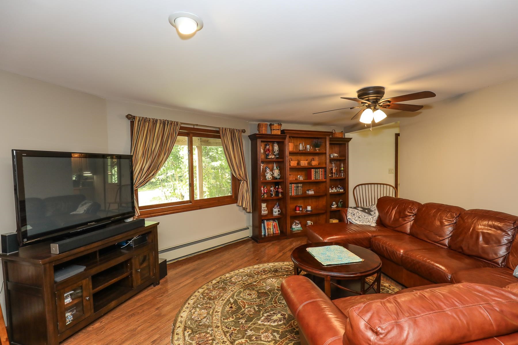 18 Hook Road Candia, NH 03034 - Photo 4 of 38