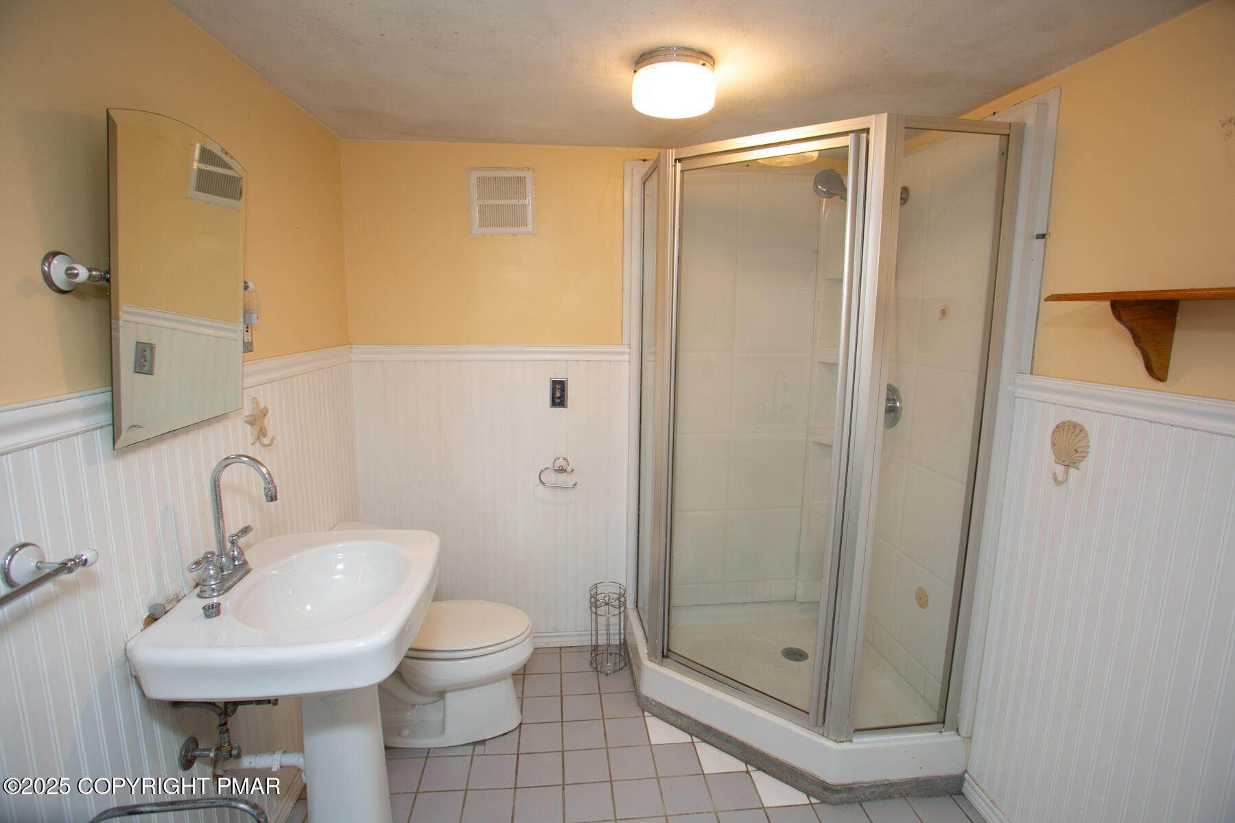 202 Norton Road Stroudsburg, PA 18360 - Photo 33 of 35 a bathroom with a sink toilet and shower