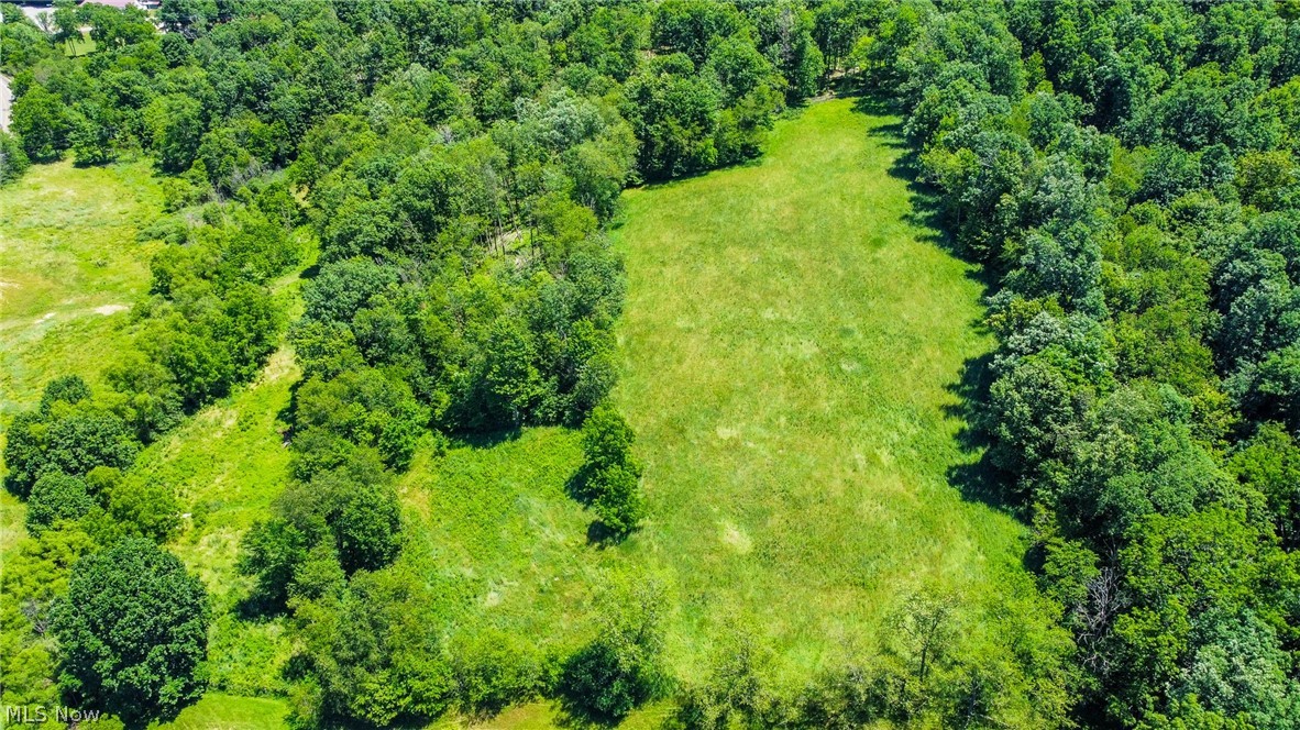 2144 Chase Road Southeast Carrollton, OH 44615 - Photo 2 of 30