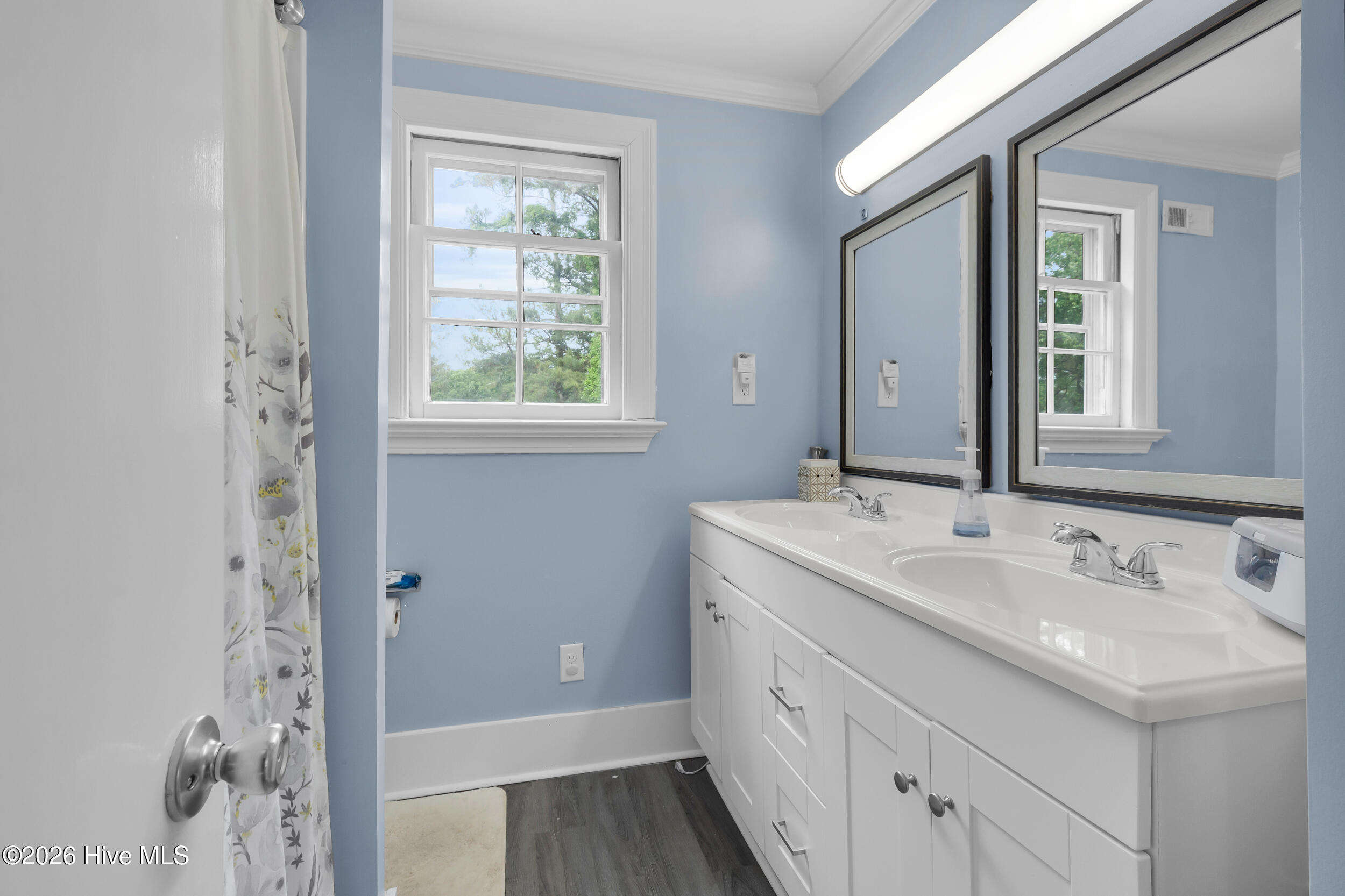 1912 Greenbriar Road Kinston, NC 28501 - Photo 26 of 45 Second Bathroom