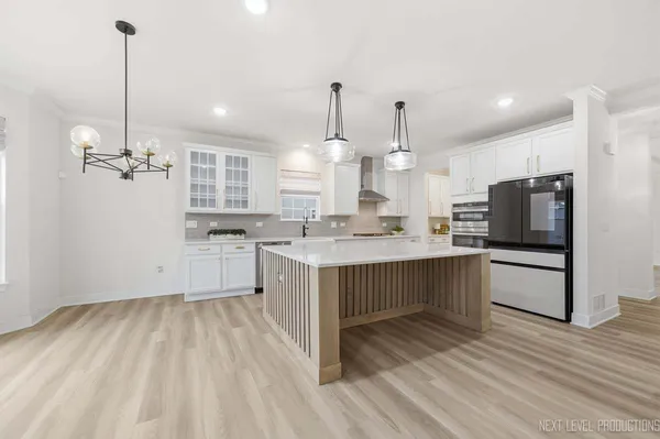 $790,000 | 12513 South Willowgate Lane, Plainfield, IL 60585