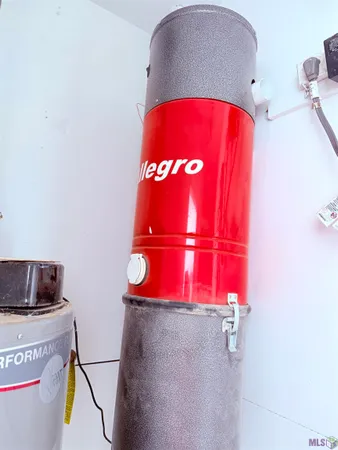 $2,500 | 4443 South Maiden Drive, Baton Rouge, LA 70809