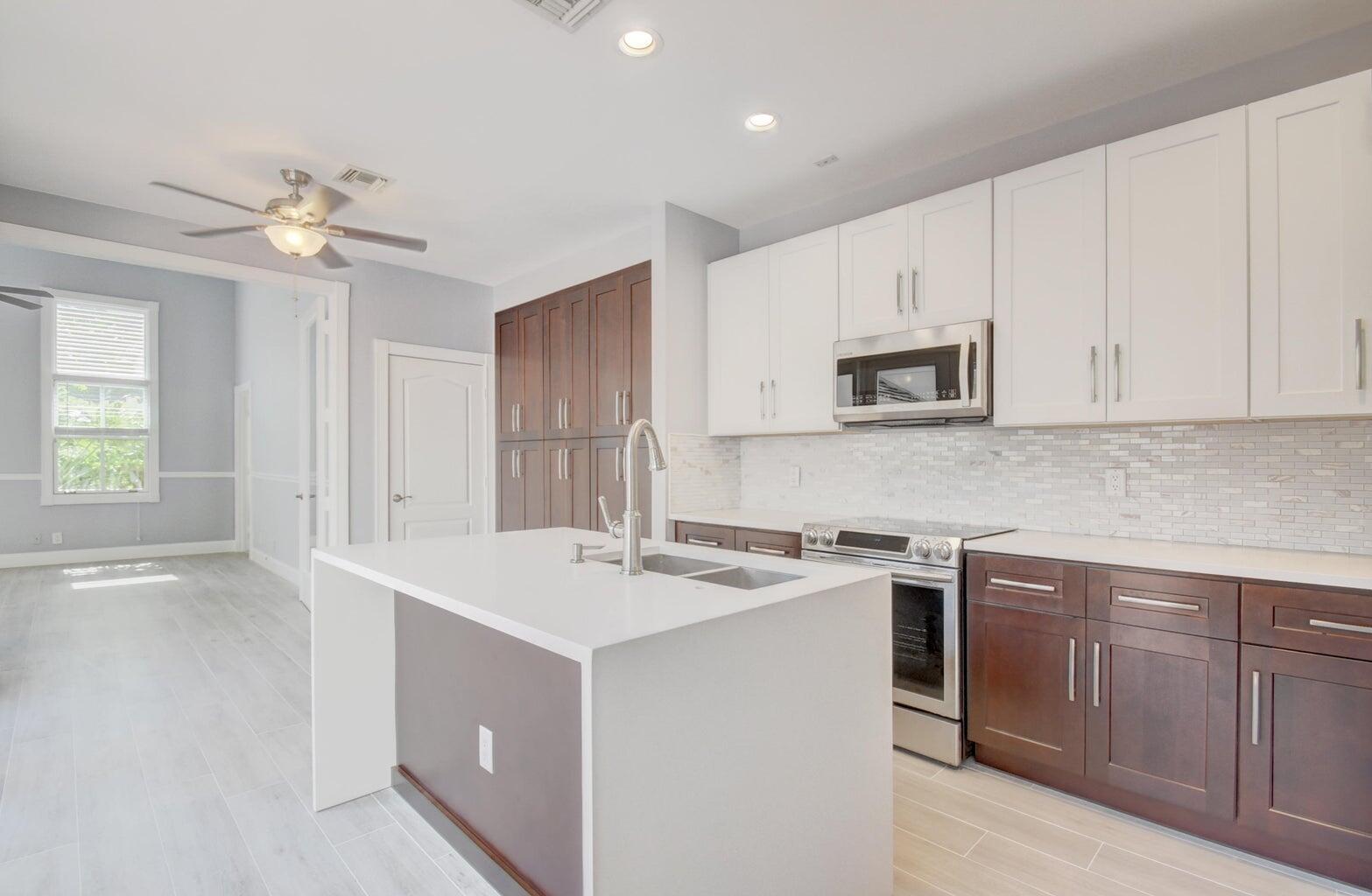 5612 Cambridge Boulevard Boca Raton, FL 33496 - Photo 10 of 85 20180710141606297520000000-o