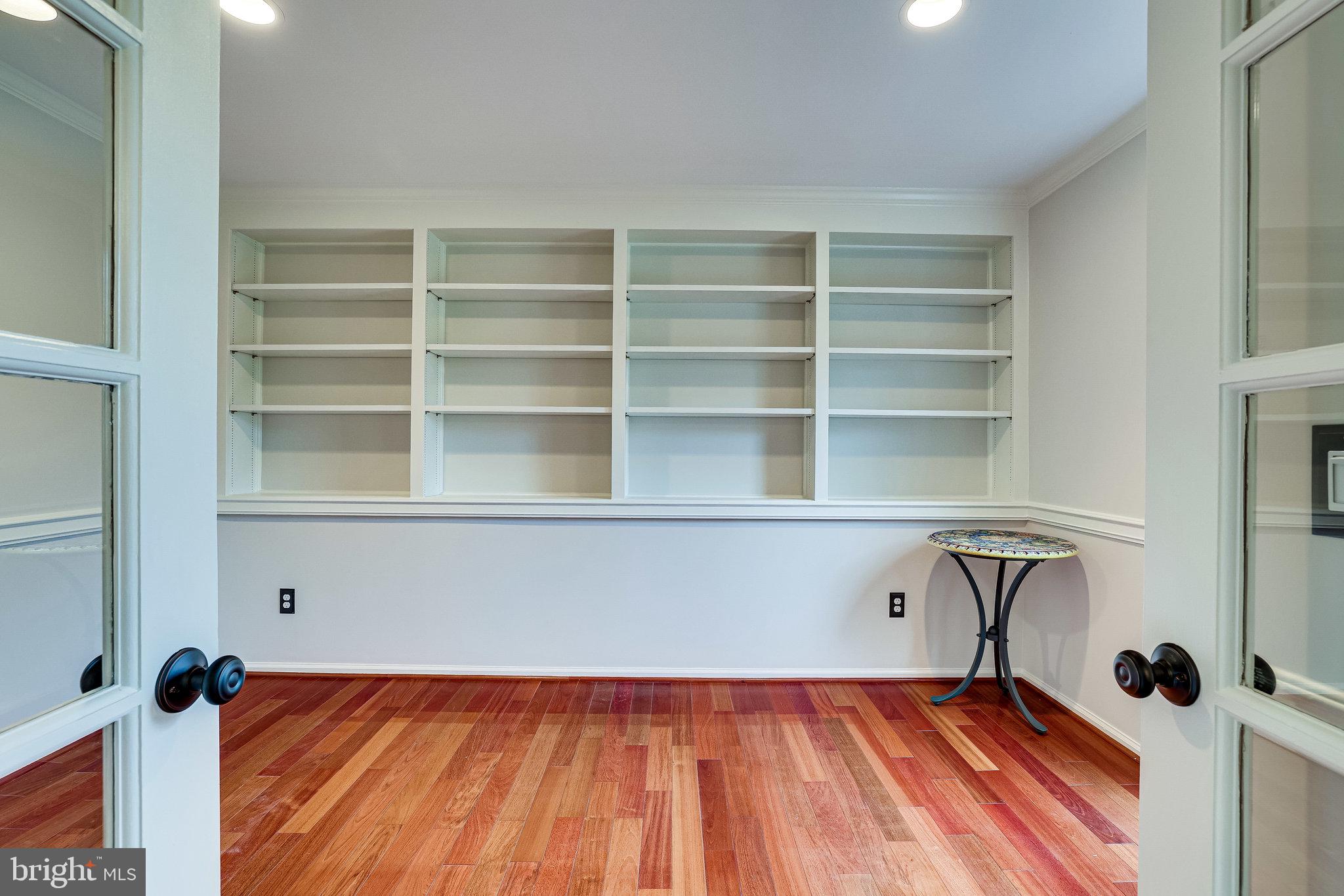 138 Peyton Road Sterling, VA 20165 - Photo 15 of 64 Main Level Office with Hardwoods