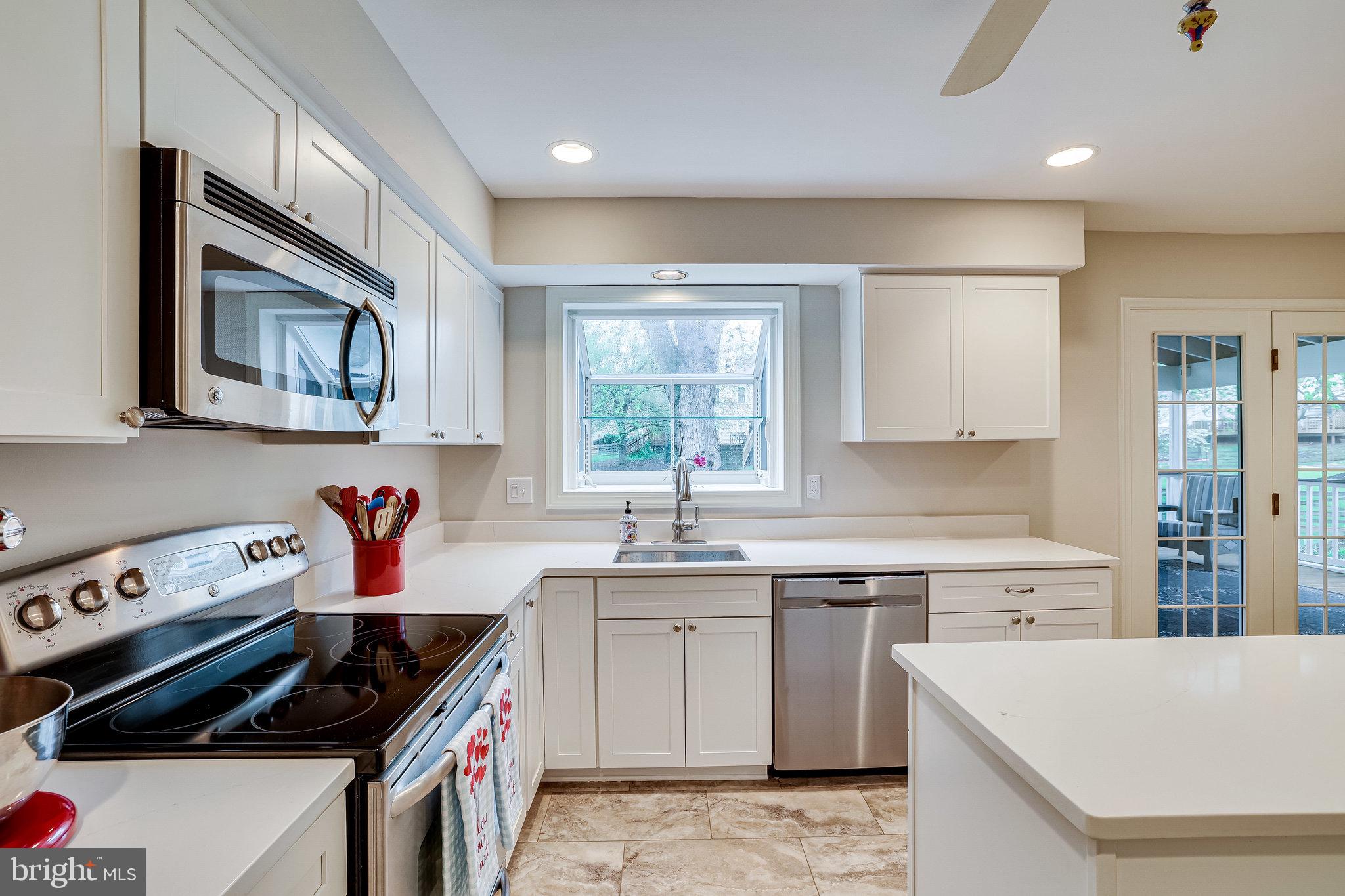 138 Peyton Road Sterling, VA 20165 - Photo 8 of 64 Kitchen and Updated Cabinets and Counters