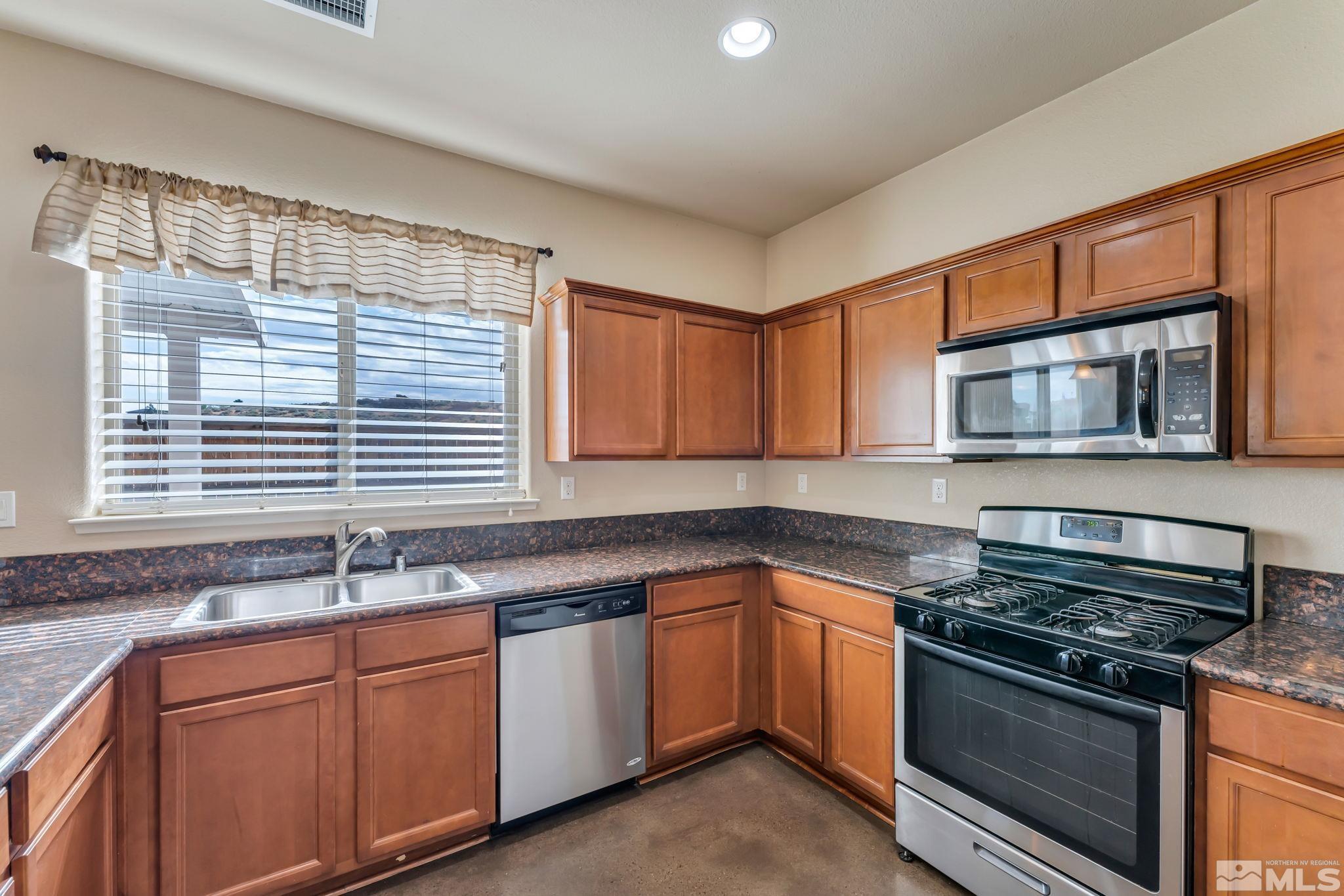 3680 Coastal Street Reno, NV 89512 - Photo 13 of 29 Photo 13