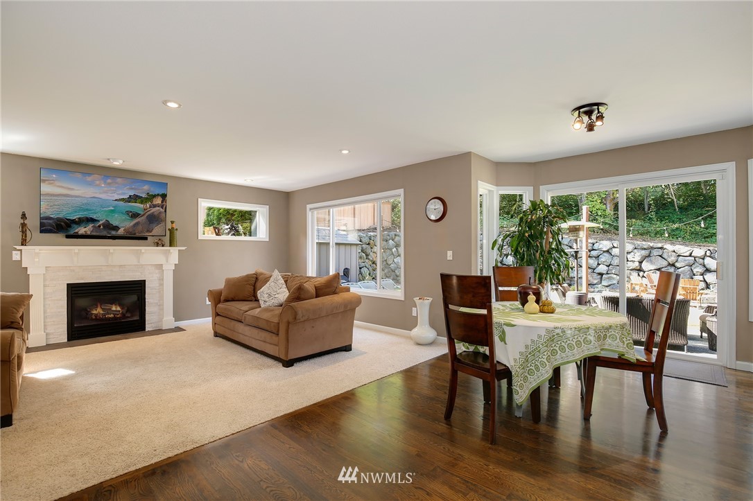 17211 109th Place Northeast Bothell, WA 98011 - Photo 8 of 25