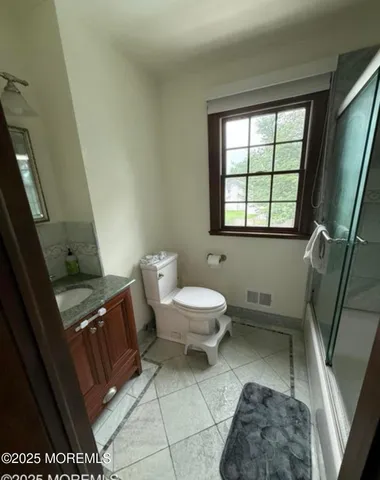 $2,950 | 530 Wall Street, Eatontown, NJ 07724