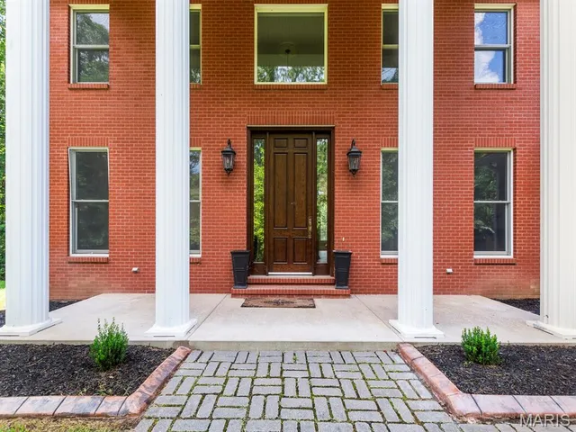 $730,000 | 6210 Mohawk Trail, Waterloo, IL 62298