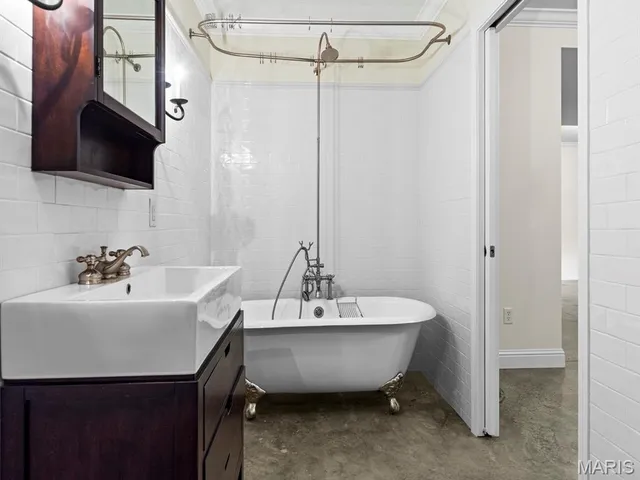 $730,000 | 6210 Mohawk Trail, Waterloo, IL 62298