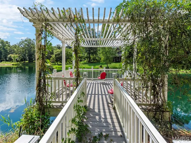 $730,000 | 6210 Mohawk Trail, Waterloo, IL 62298