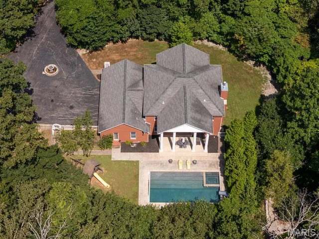 $730,000 | 6210 Mohawk Trail, Waterloo, IL 62298