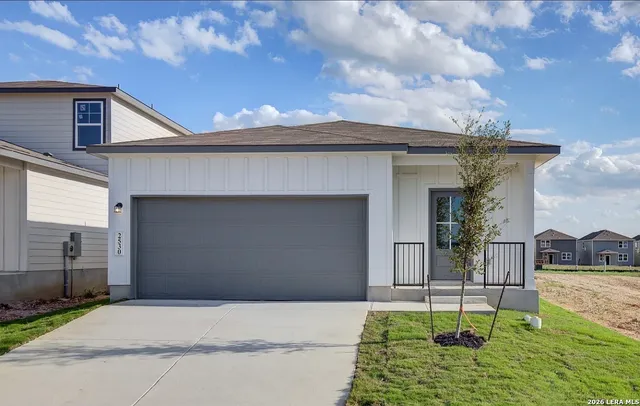 $2,300 | 2530 Dry Moss Way, San Antonio, TX 78224