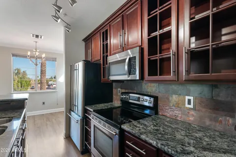 $385,000 | 2992 North Miller Road, Unit A212, Scottsdale, AZ 85251