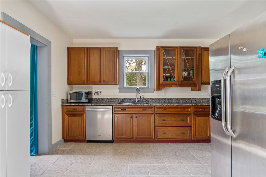 92 Division Street Woonsocket, RI 02895 - Photo 11 of 24