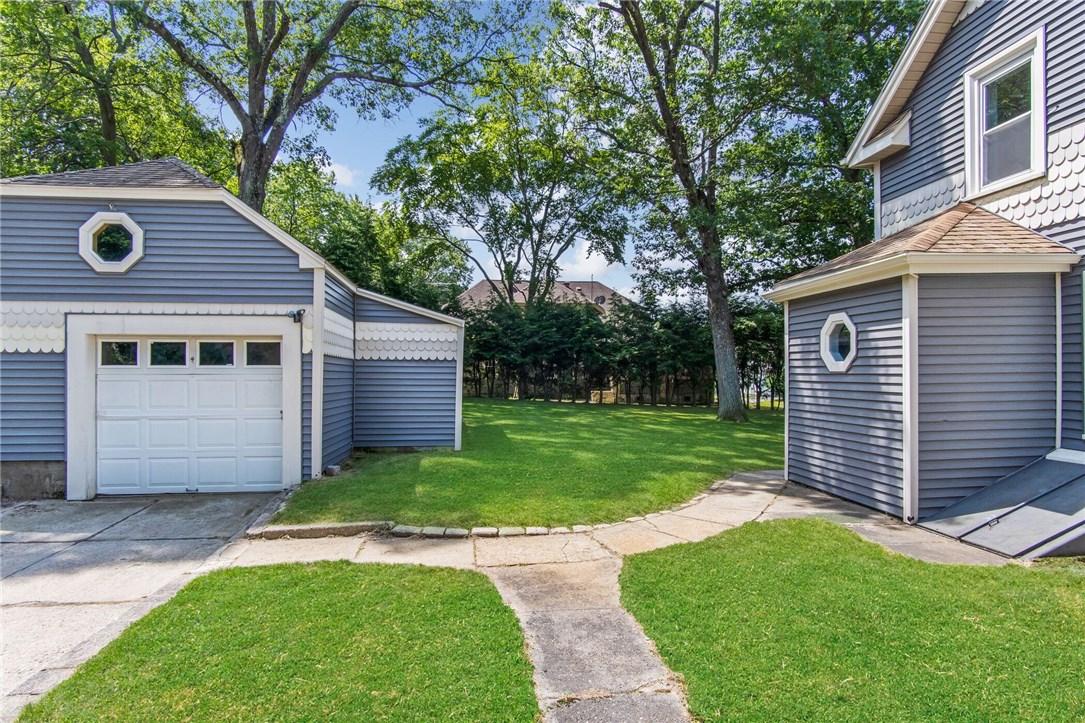 92 Division Street Woonsocket, RI 02895 - Photo 4 of 24