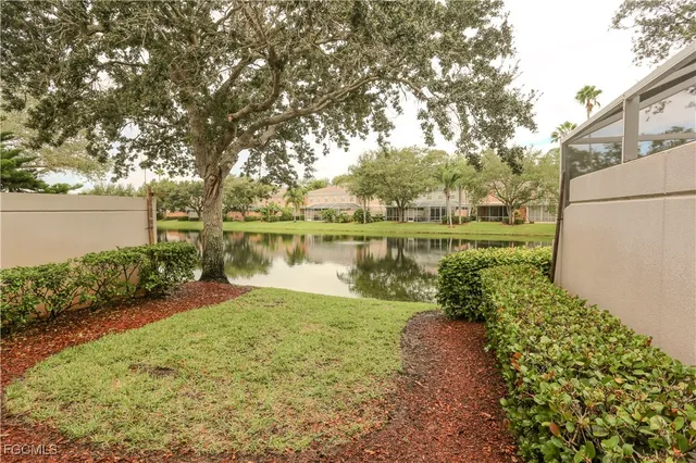 $2,195 | 5823 Cove Circle, Unit 8, Naples, FL 34119