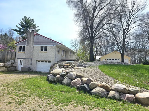 $419,950 | 4650 North 36th Street, Galesburg, MI 49053