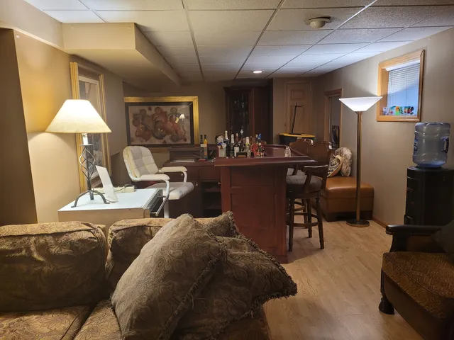 $299,500 | 18324 Pond View Court, Tinley Park, IL 60477