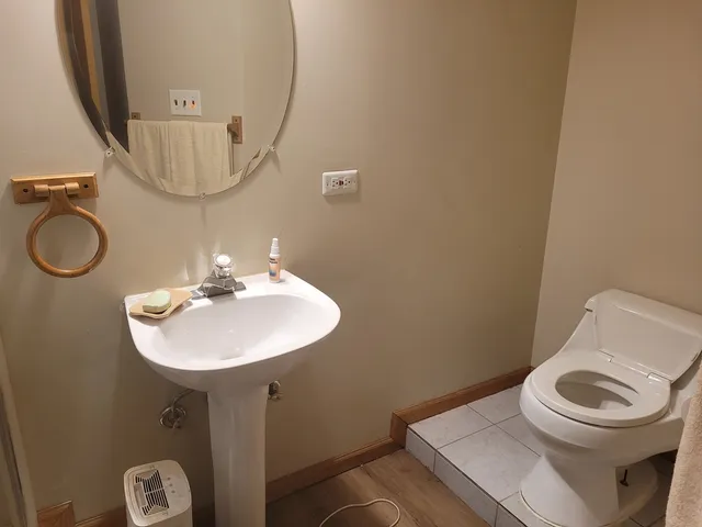 $299,500 | 18324 Pond View Court, Tinley Park, IL 60477