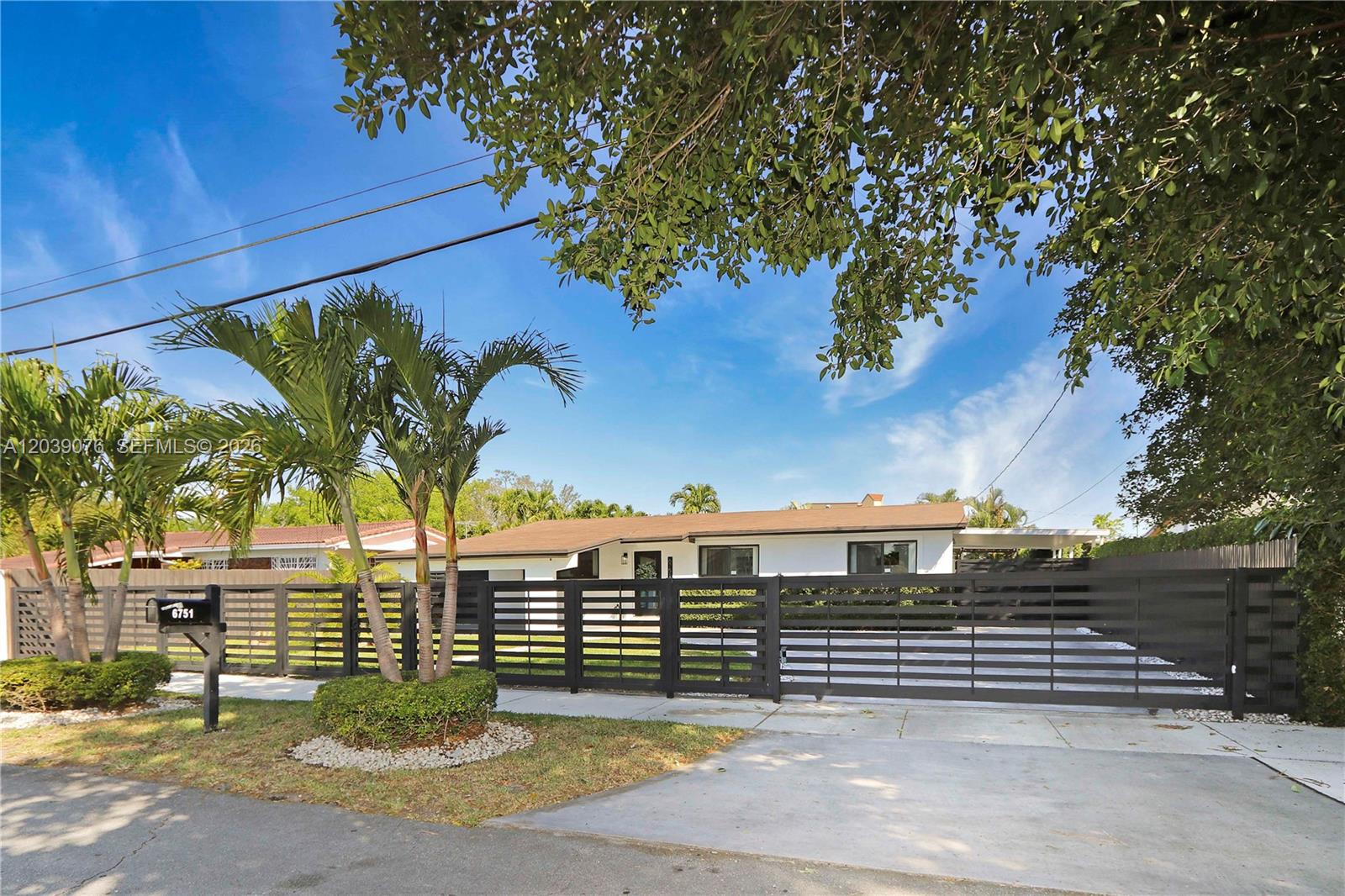 6751 Southwest 13th Street Miami, FL 33144 - Photo 39 of 41