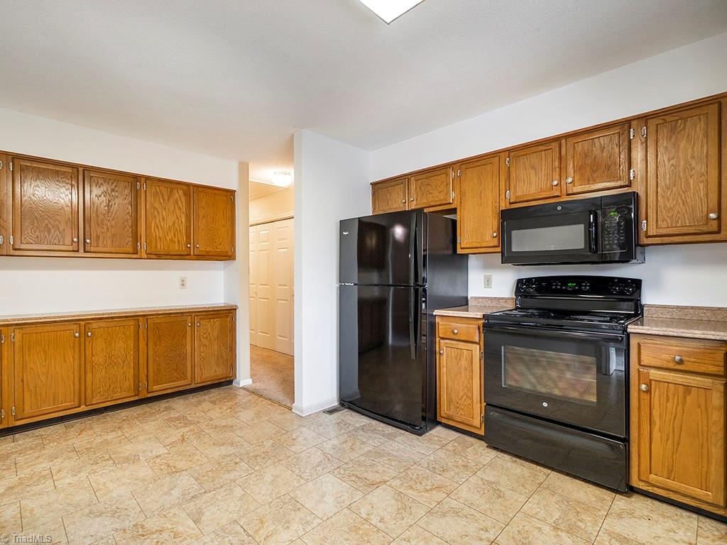 169 Old Mill Road, Unit D High Point, NC 27265 - Photo 7 of 24 Gallery Image 7