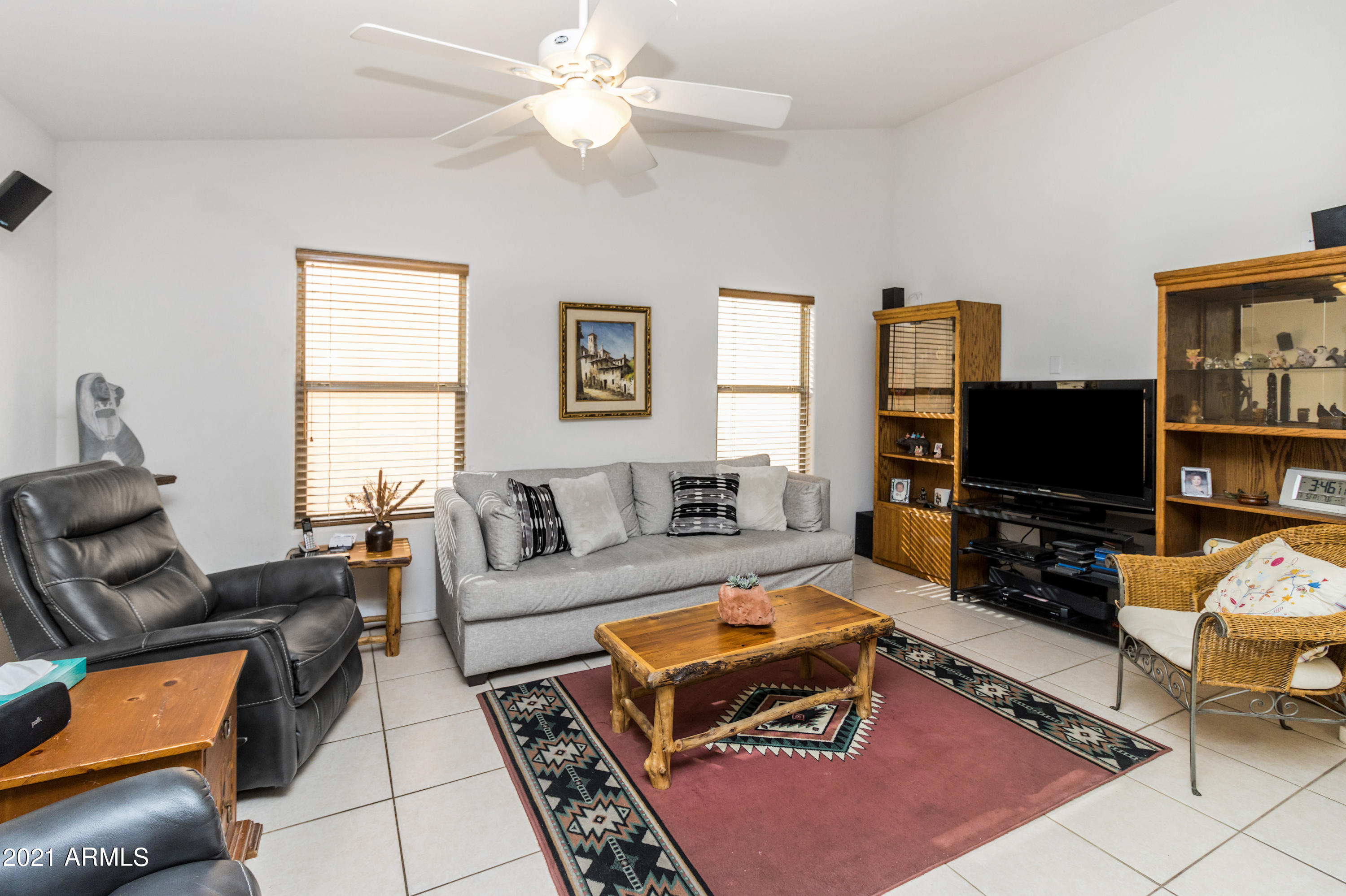 625 East Rancho Viejo Loop Casa Grande, AZ 85122 - Photo 12 of 26 Open, spacious family room