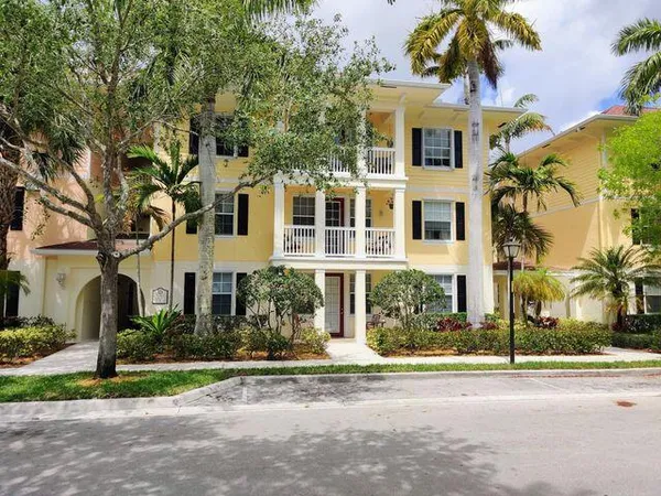 $2,400 | 224 Murcia Drive, Unit 201, Jupiter, FL 33458