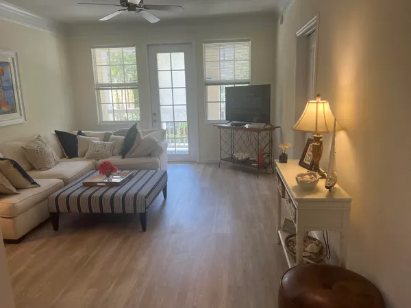 $2,400 | 224 Murcia Drive, Unit 201, Jupiter, FL 33458