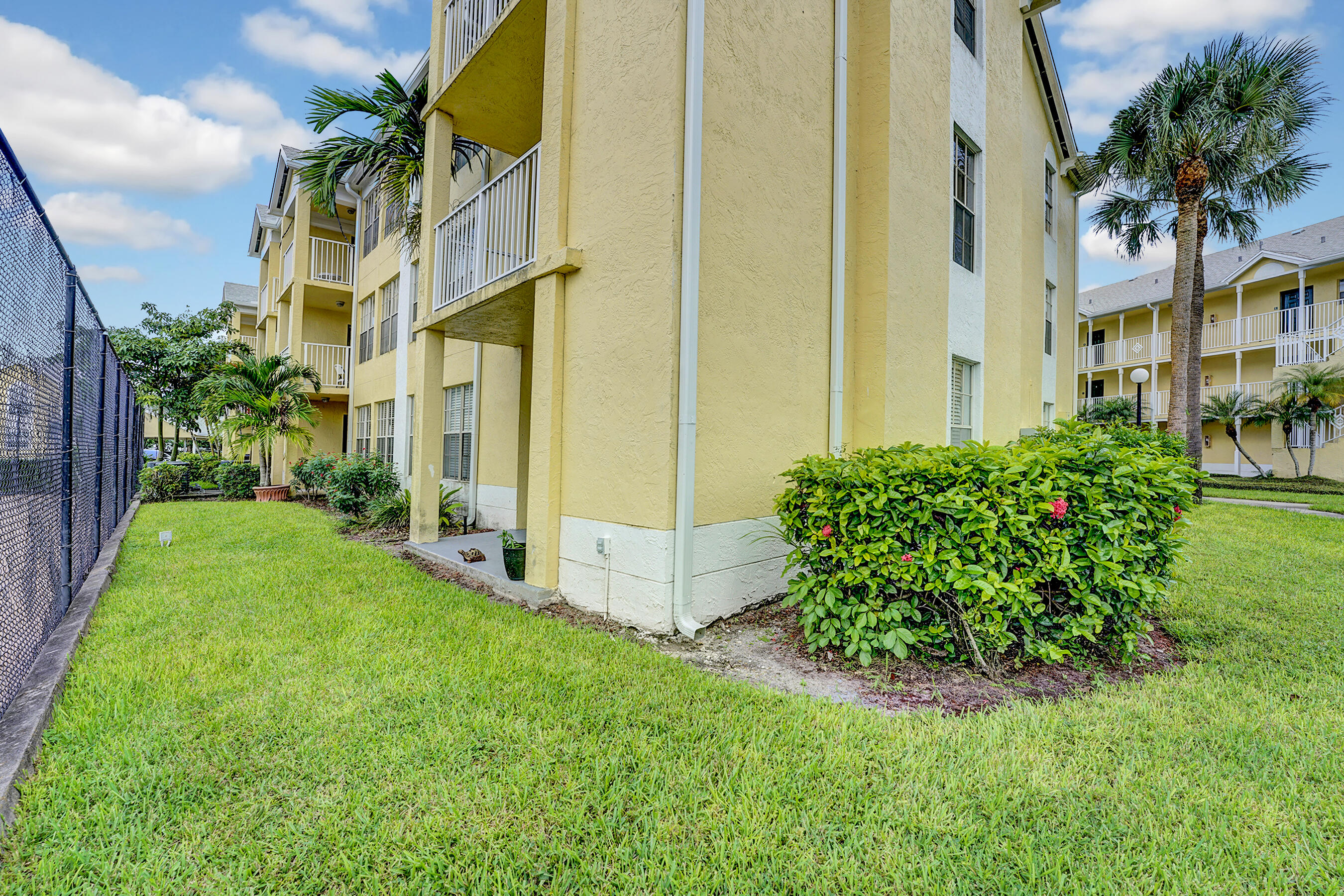 6315 La Costa Drive, Unit A Boca Raton, FL 33433 - Photo 30 of 38 _DSC4739